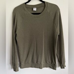 Aritzia Tna Waffle Raglan Longsleeve Lightweight Cotton Sweater Green Small